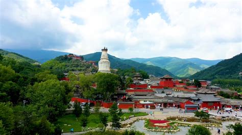  Wutai Mountain Scenic Area: Enigmatic Peaks and Timeless Spirituality!